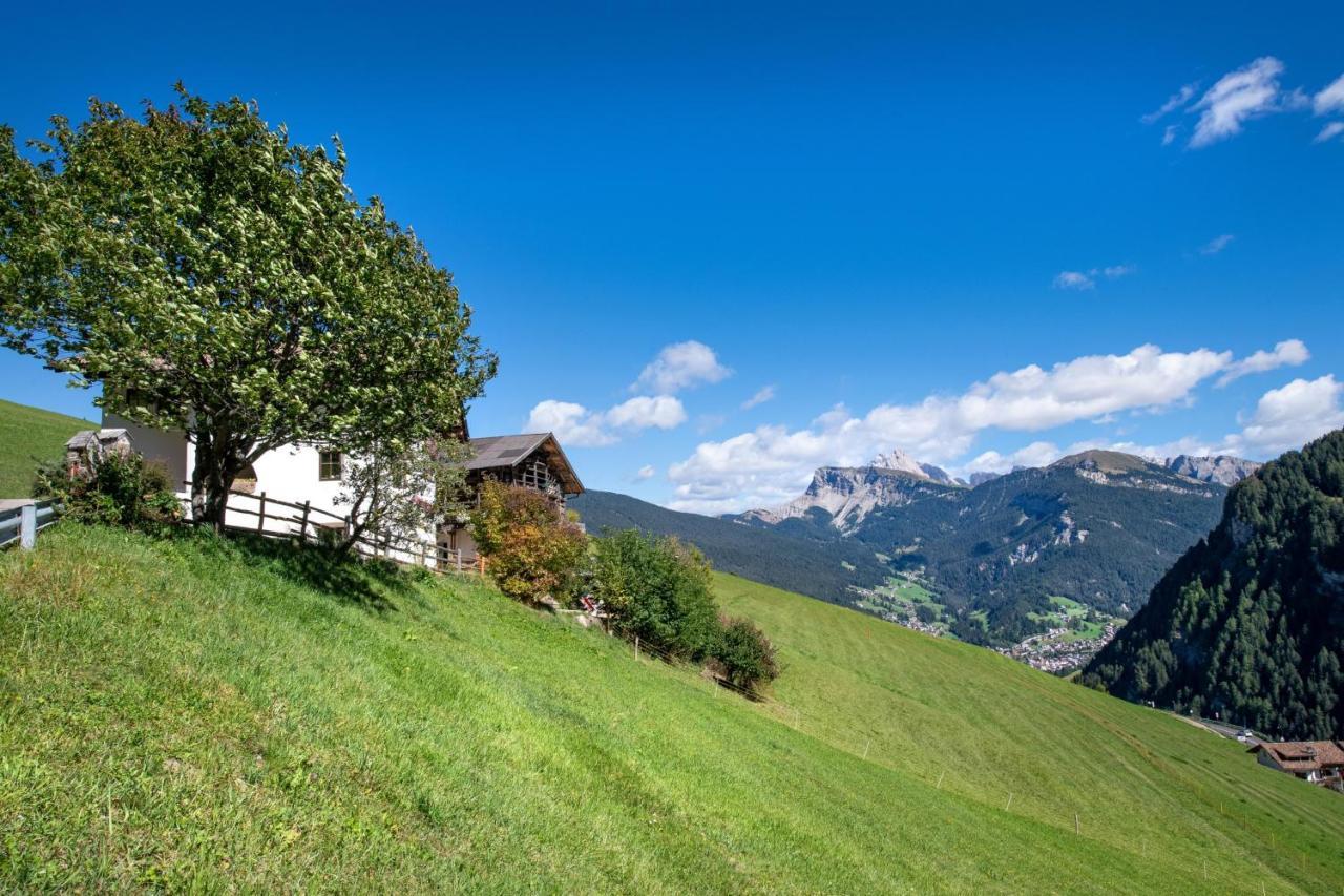 Agriturismo Apartments Tuene Ortisei Exterior foto