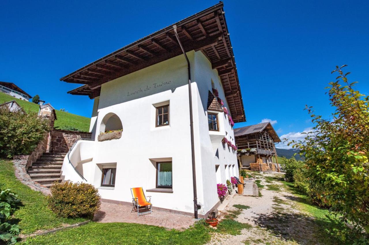 Agriturismo Apartments Tuene Ortisei Exterior foto